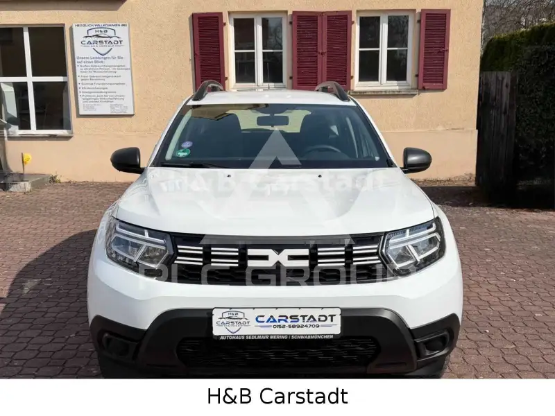 2022 Dacia Duster