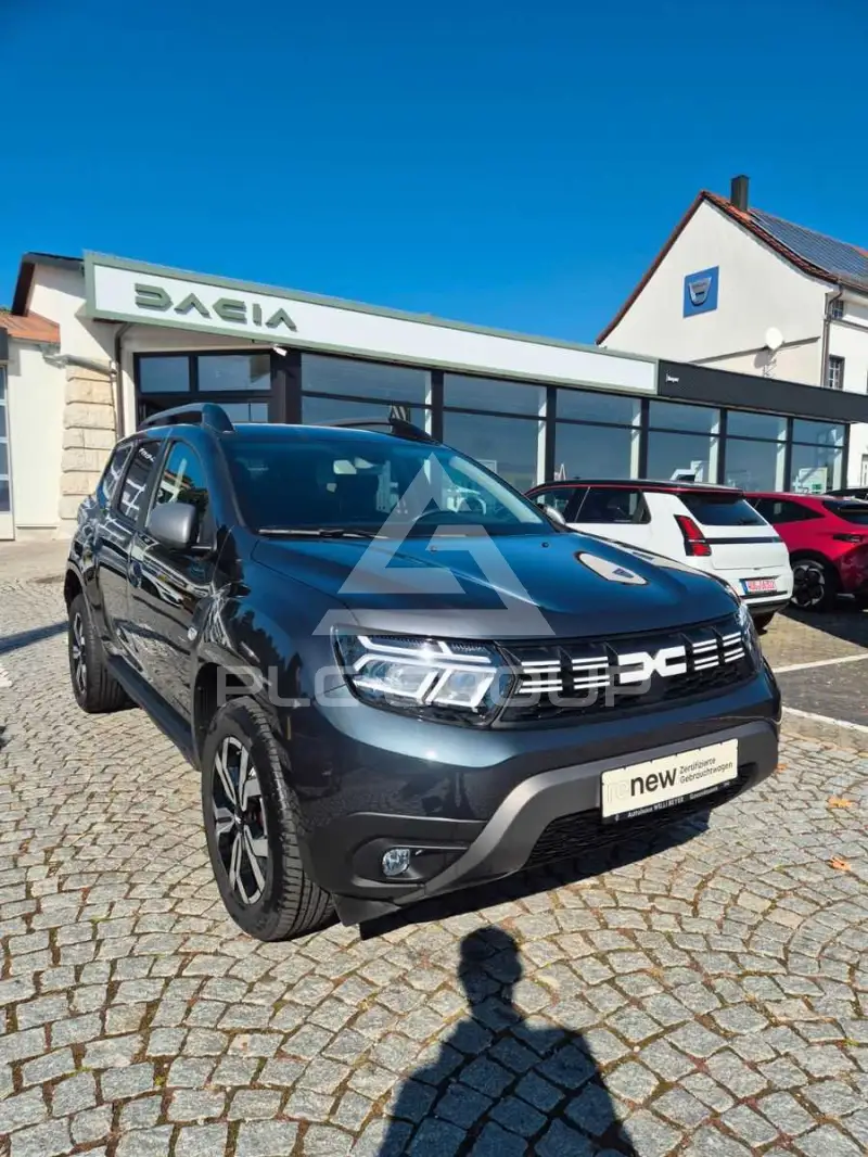 2022 Dacia Duster