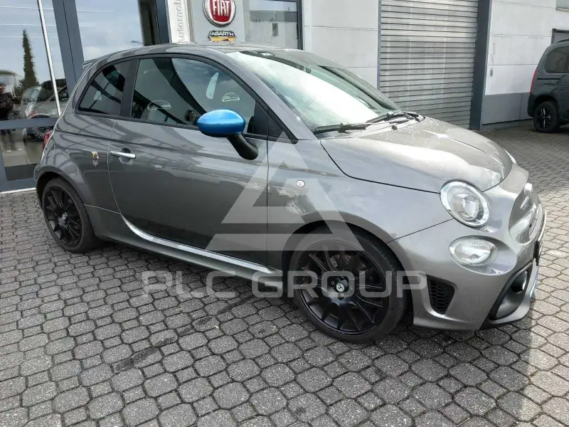 2022 Abarth 595