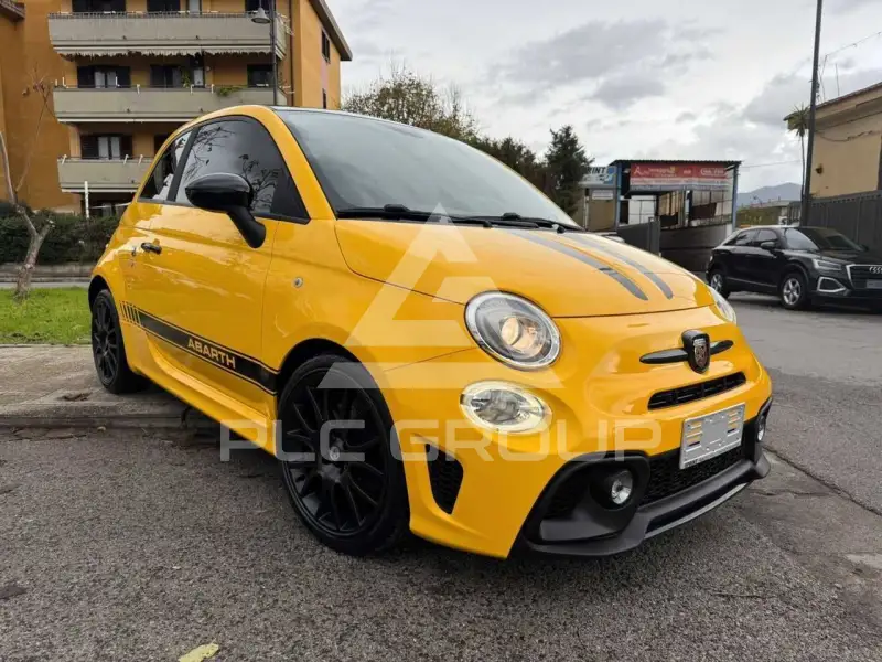 2022 Abarth 595