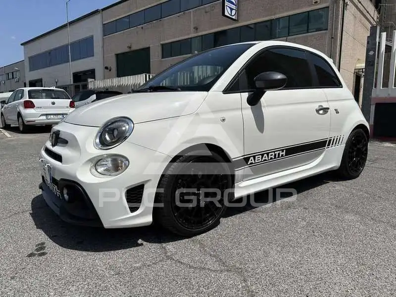 2022 Abarth 595