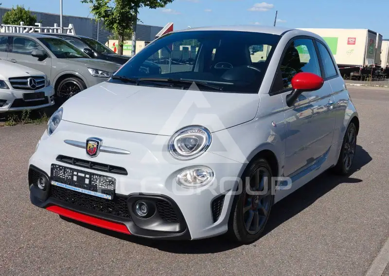 2022 Abarth 595
