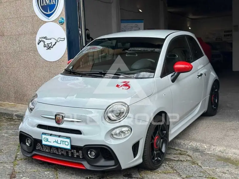 2022 Abarth 595