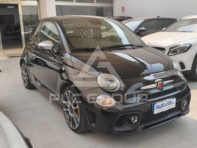 2022 Abarth 595