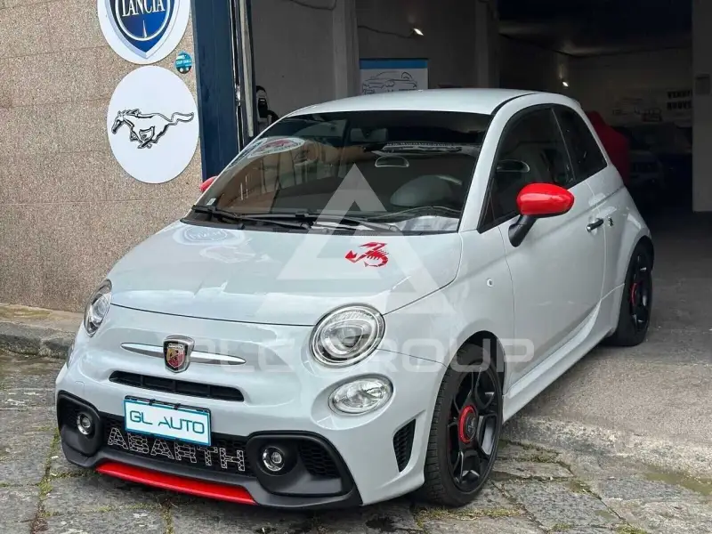 2022 Abarth 595