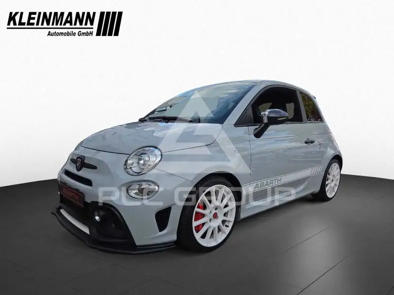2022 Abarth 695