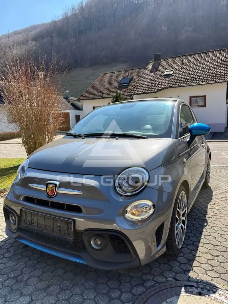 2022 Abarth 595