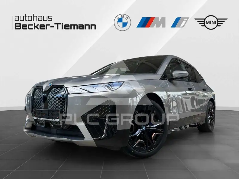 2022 BMW iX