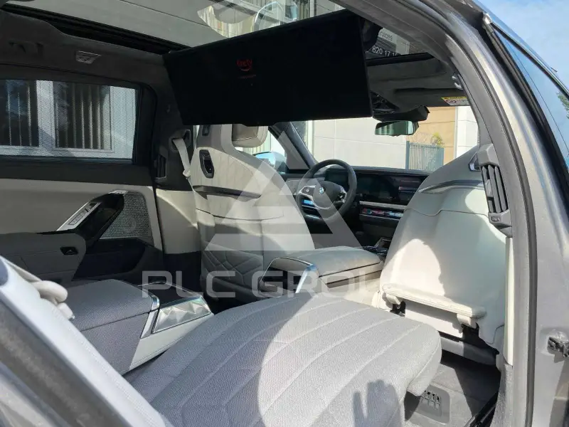 2022 BMW I7