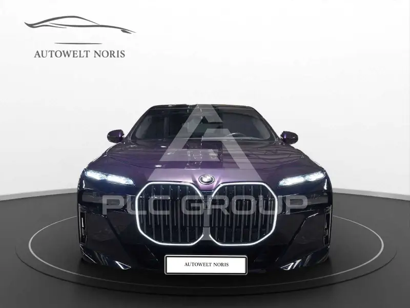 2022 BMW I7