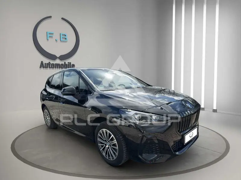 2022 BMW 230