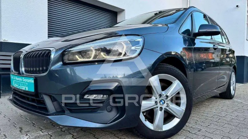 2022 BMW 220