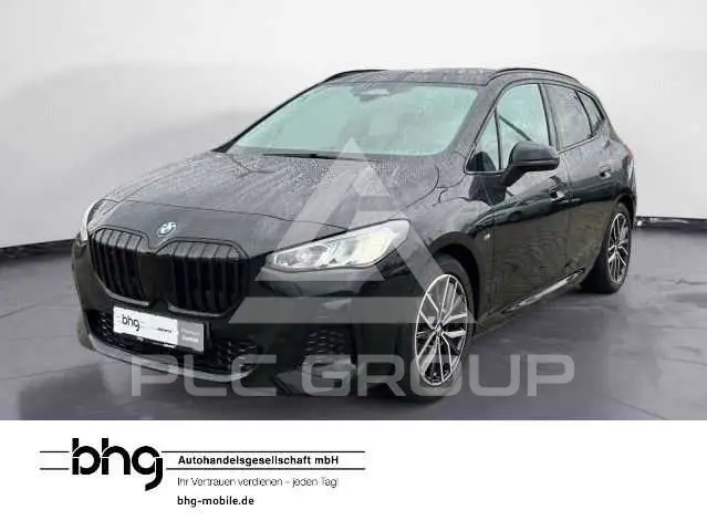 2022 BMW 220