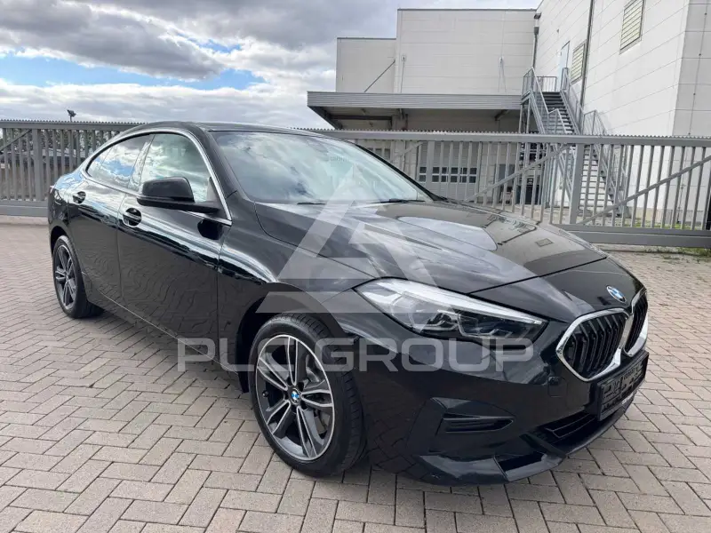 2022 BMW 220