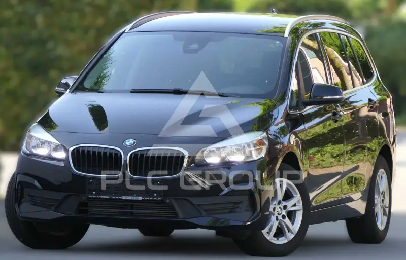 2022 BMW 216