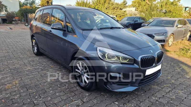 2022 BMW 216