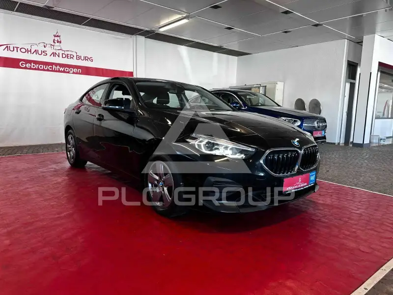 2022 BMW 216