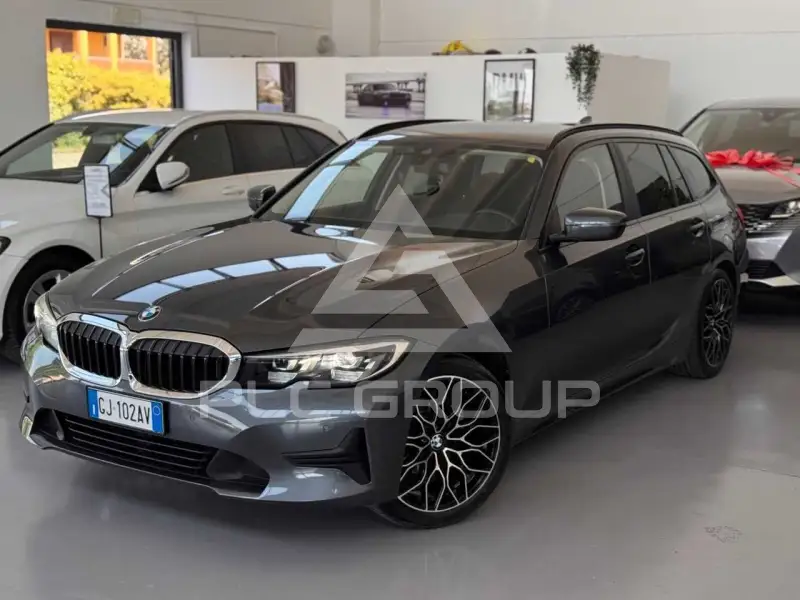 2022 BMW 316