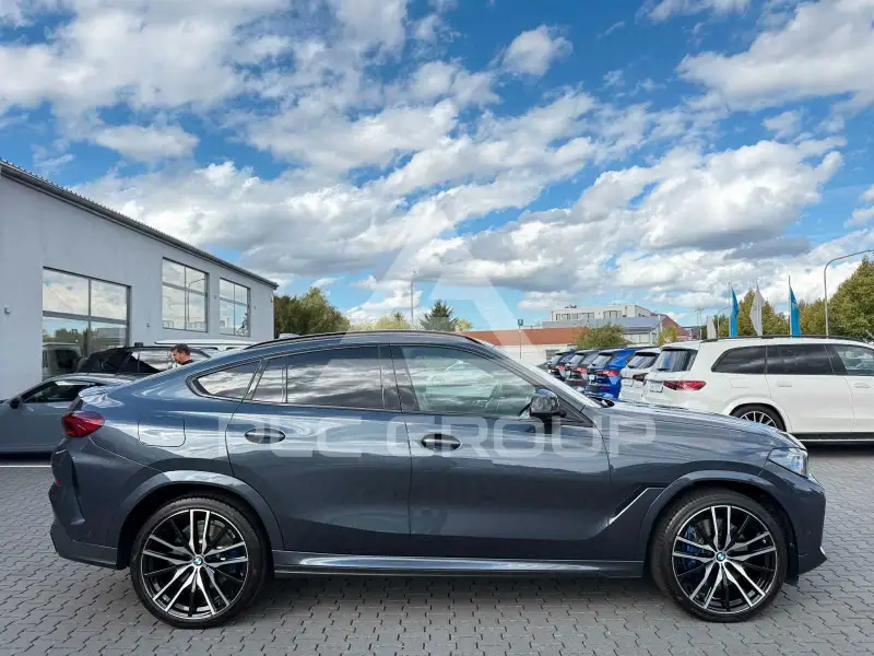 2022 BMW X6