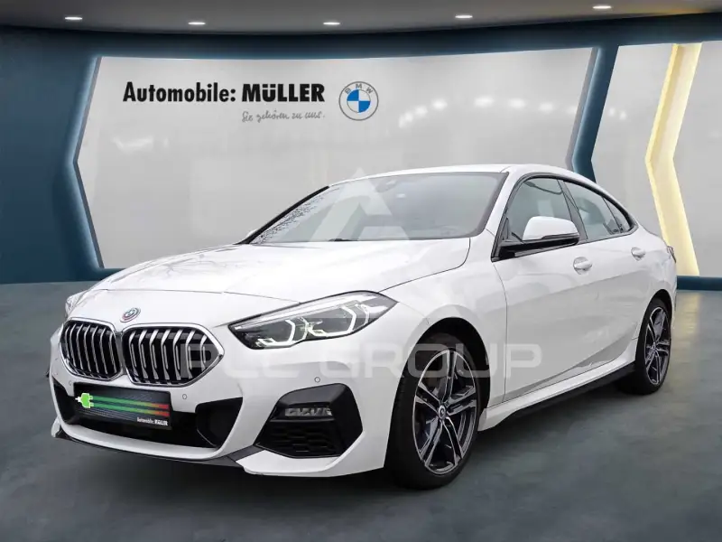 2022 BMW 220