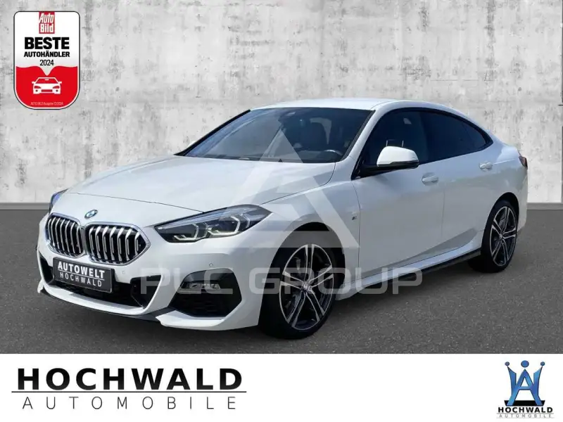 2022 BMW 218