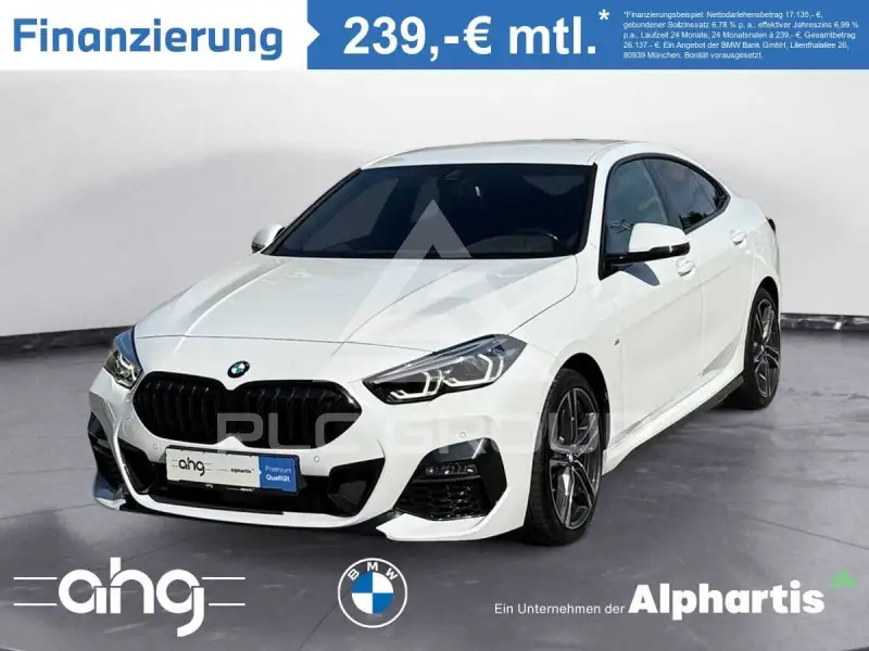 2022 BMW 218