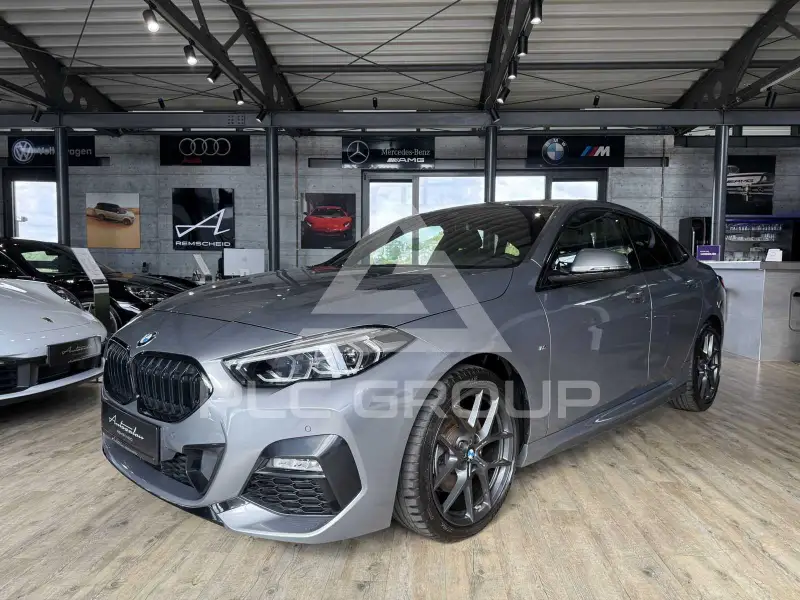 2022 BMW 218