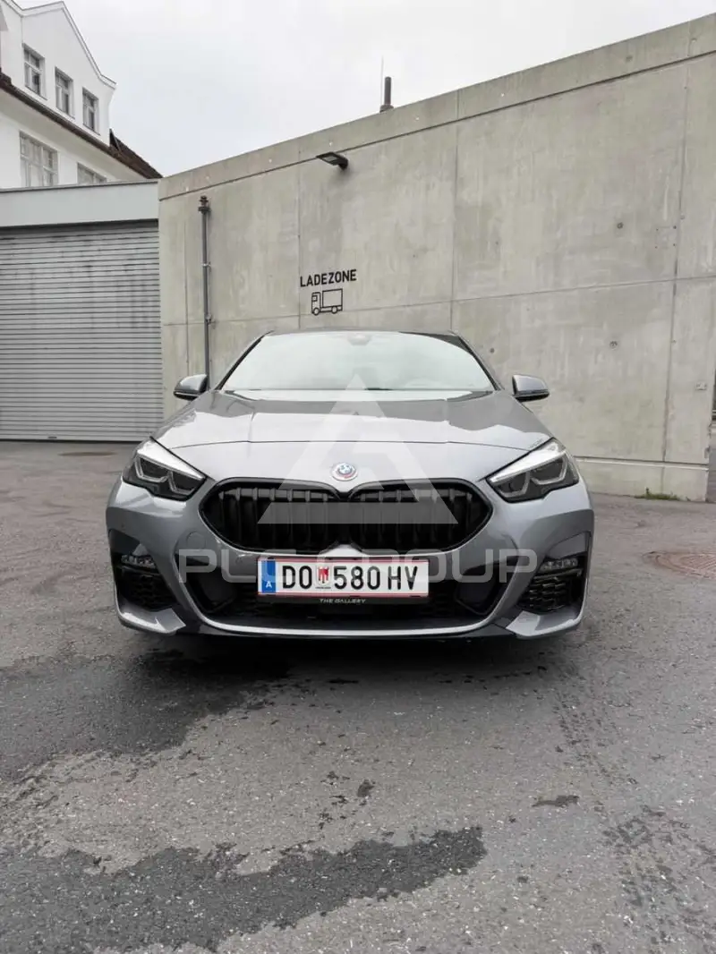 2022 BMW 218