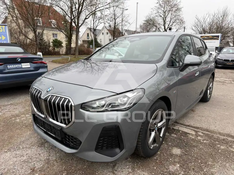 2022 BMW 223