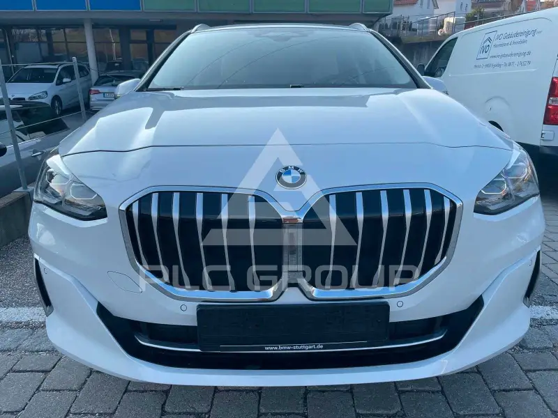 2022 BMW 223