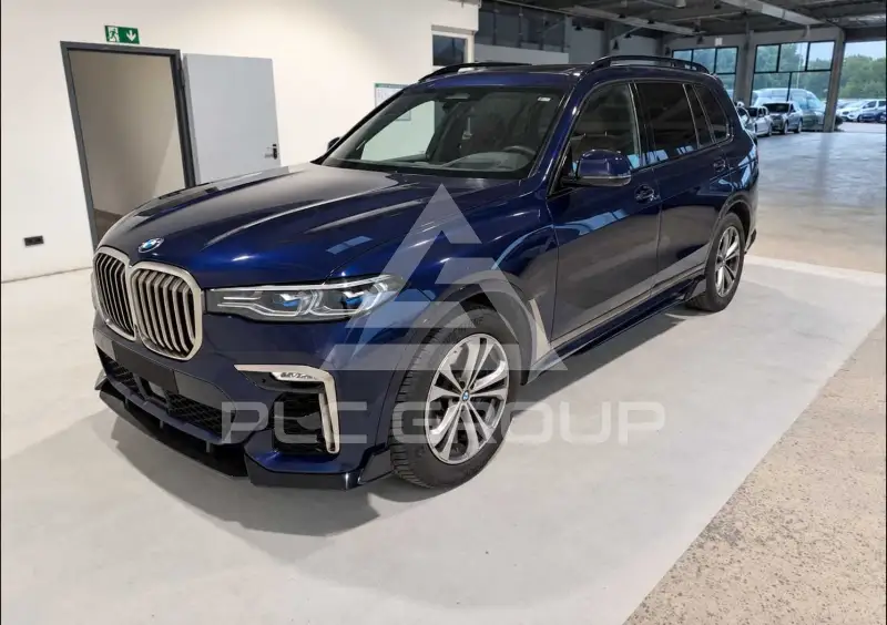 2022 BMW X7