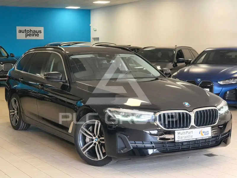 2022 BMW 530