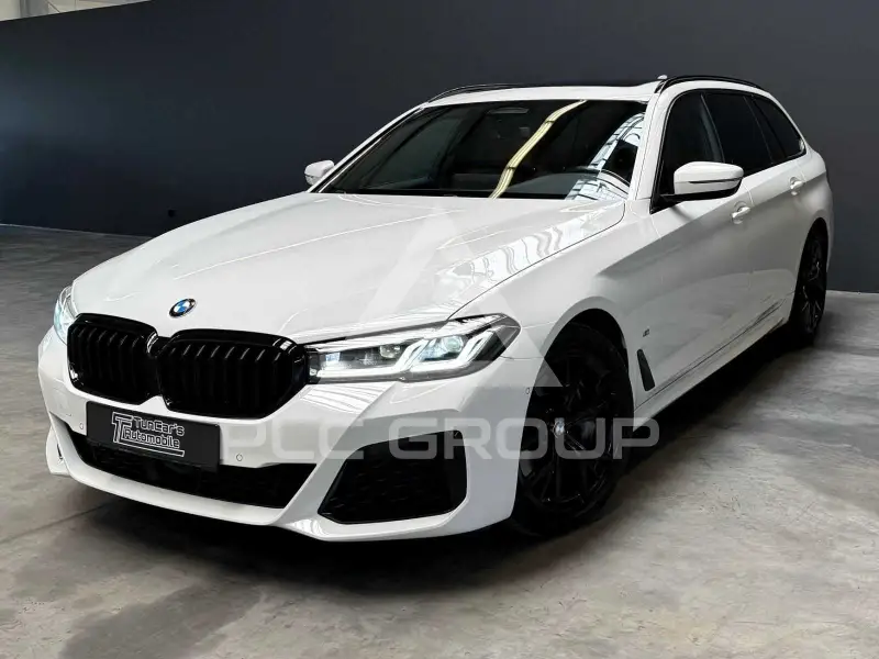 2022 BMW 530