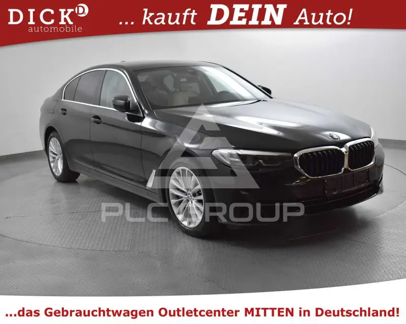 2022 BMW 530