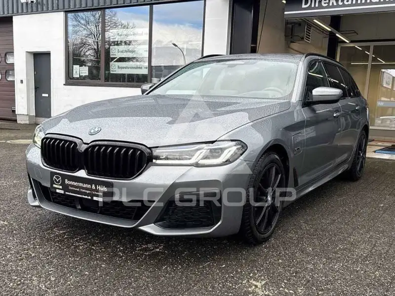 2022 BMW 530