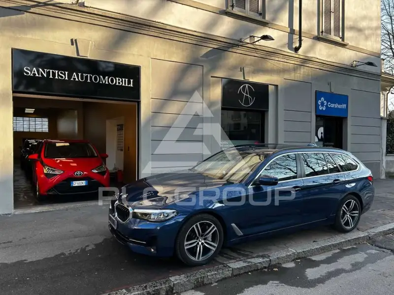 2022 BMW 530