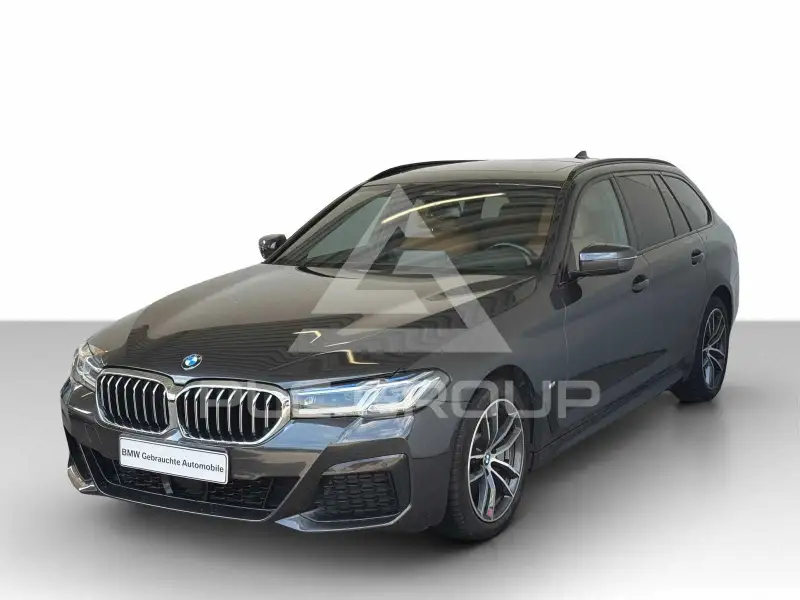 2022 BMW 530