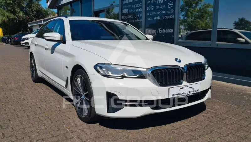 2022 BMW 530