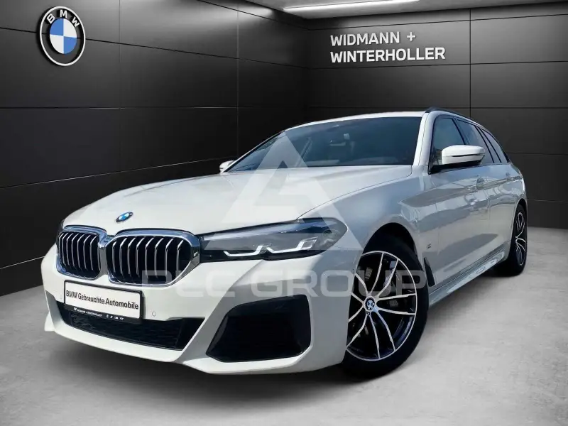 2022 BMW 530