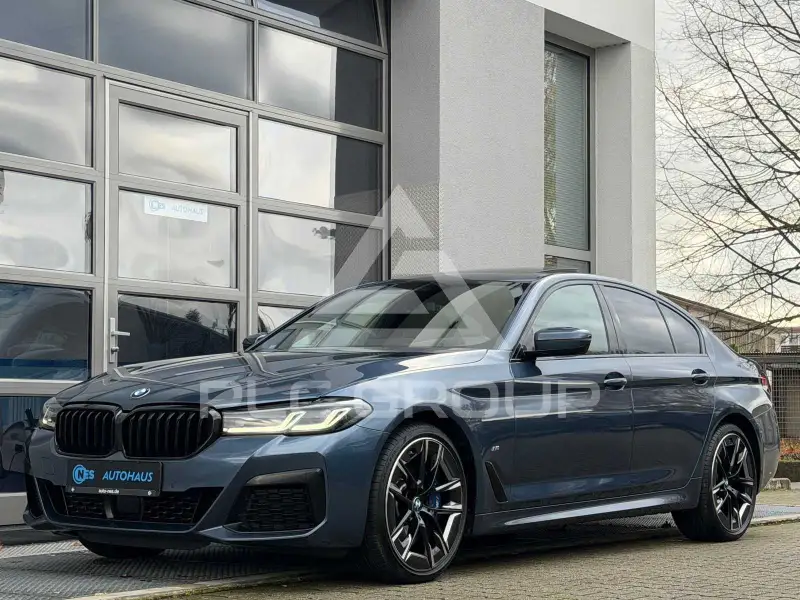 2022 BMW 530