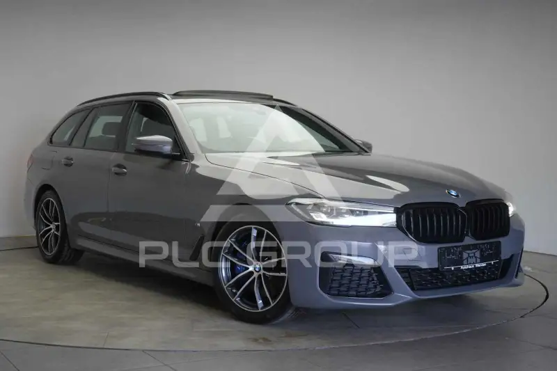2022 BMW 530