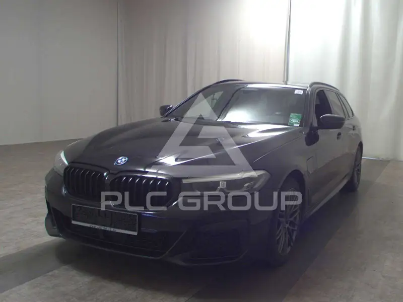 2022 BMW 530