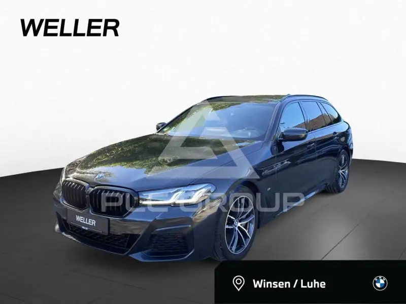 2022 BMW 530