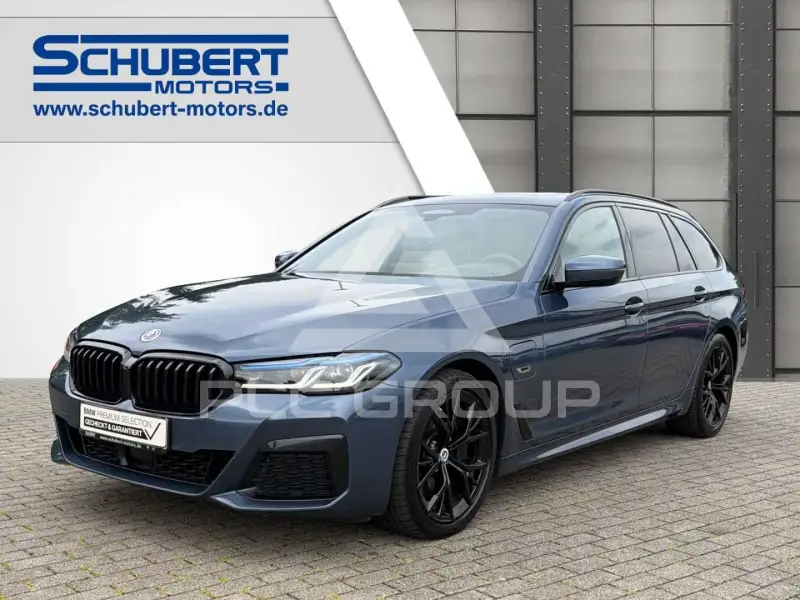 2022 BMW 530