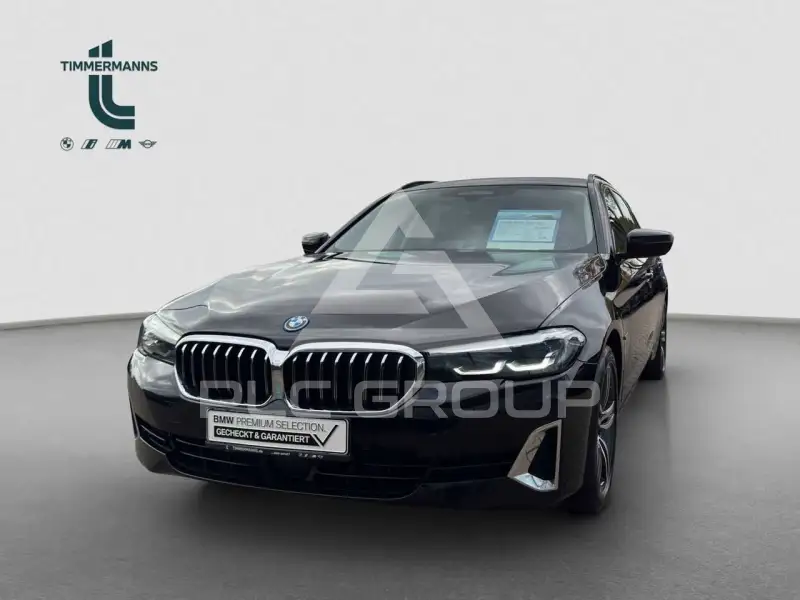 2022 BMW 530