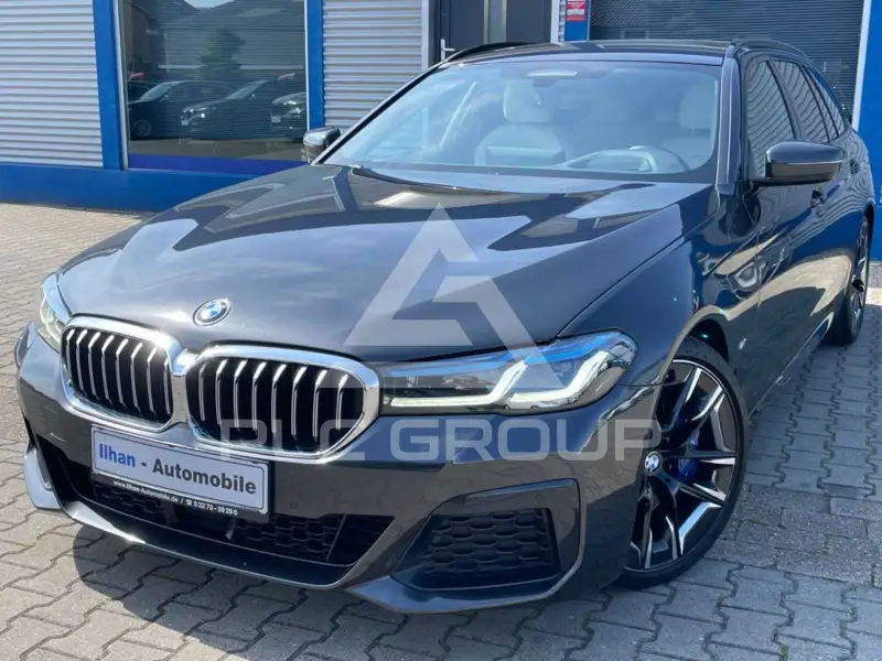 2022 BMW 530