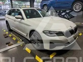 2022 BMW 530