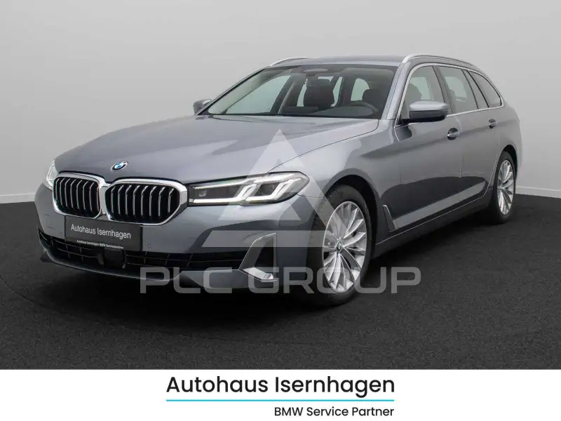 2022 BMW 530