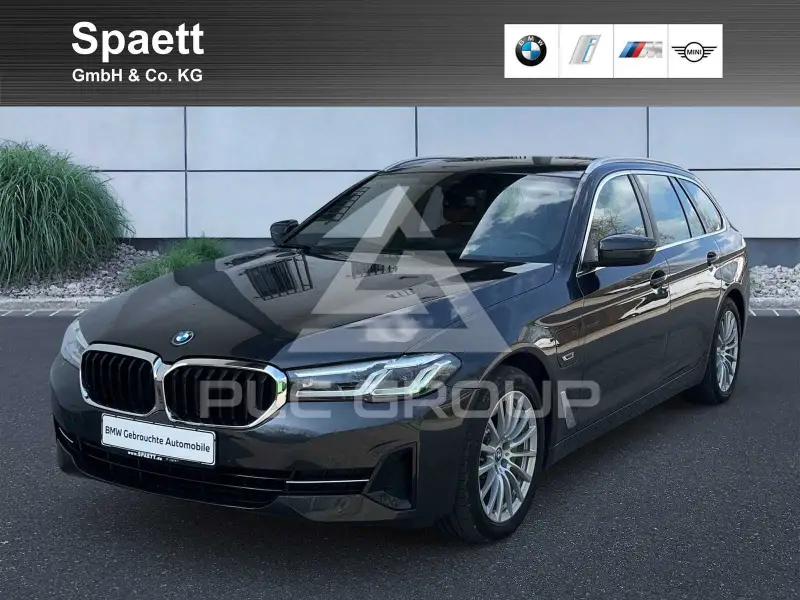 2022 BMW 530