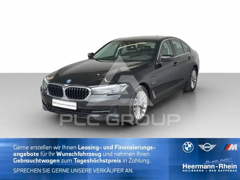 2022 BMW 530